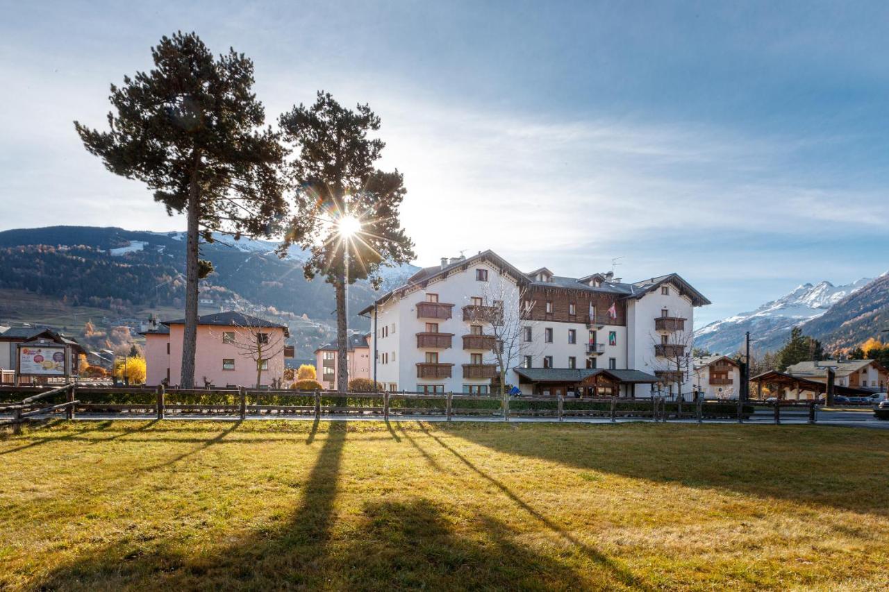 Hotel Villa Rina Bormio Exterior foto